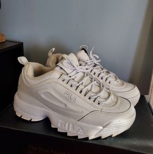 Fila Women's Disruptor II premium low top sneaker